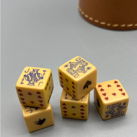 Set Of 5 Vintage Bakelite Dice Tan Leather Stitched Dice Cup - Picture 3 of 5